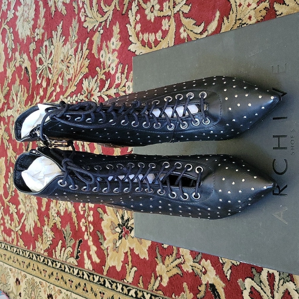ARCHIVE Delancey studded leather booties sz 6